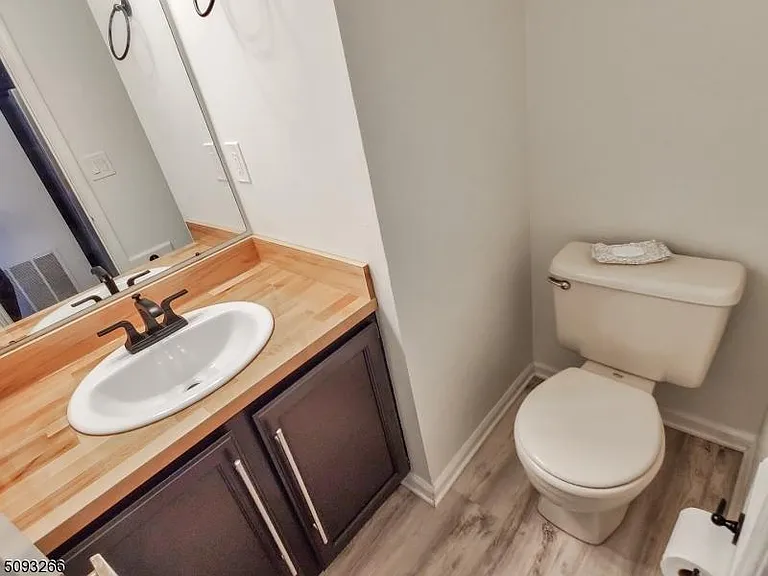 44A Watertown Ct — Photo 12