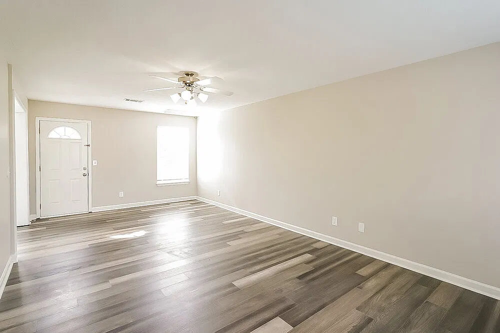 3 bed, 2.5 bath, 1628 sqft, $2,880 — Photo 4