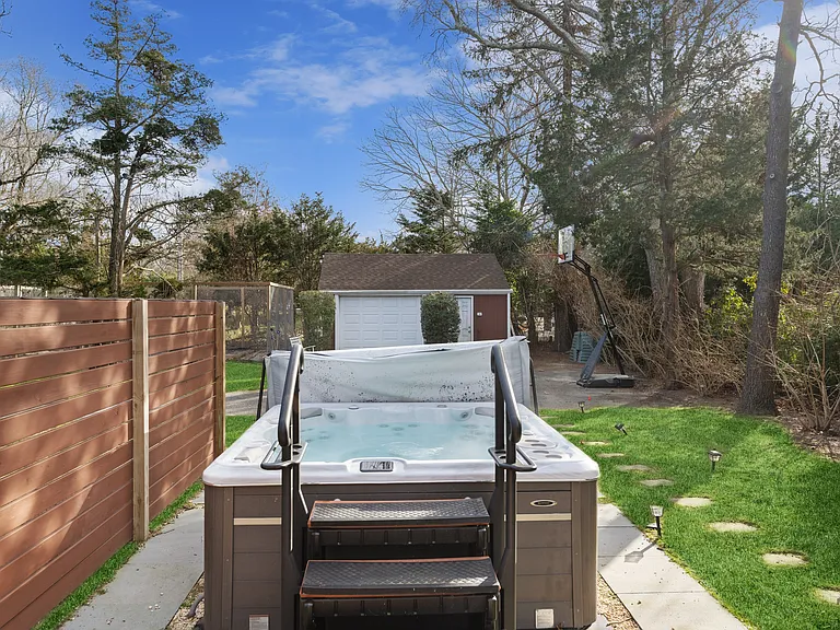Wooleys Dr — Photo 19
