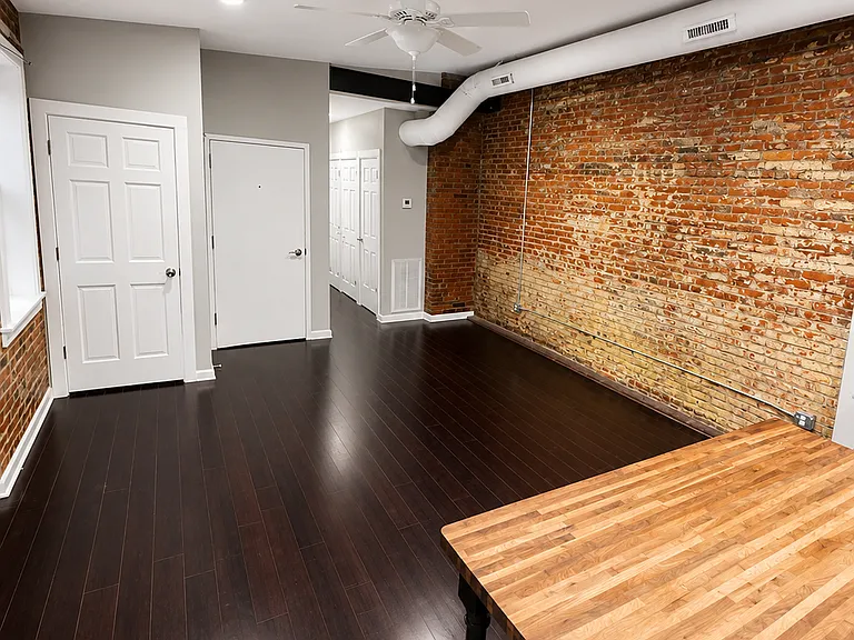 2030 W 25th St #203 — Photo 8