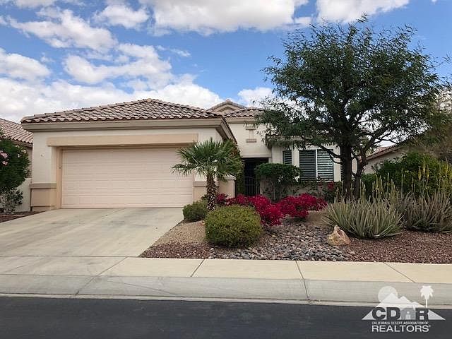 2nd image of 78912 Stansbury Ct