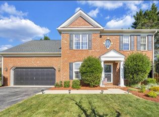 6111 Sedgewick Dr, Roanoke, VA 24018