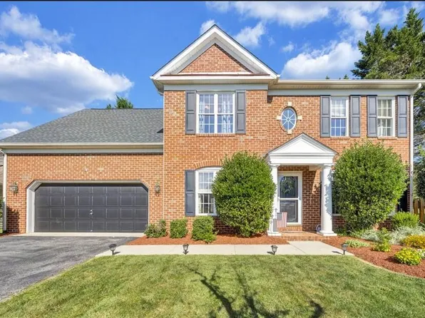 6111 Sedgewick Dr, Roanoke, VA 24018