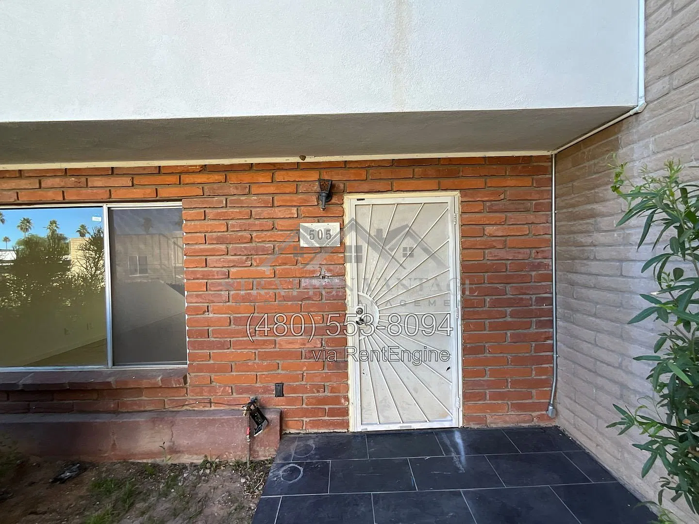 3 bed, 2.5 bath, 1454 sqft, $1,749 — Photo 2