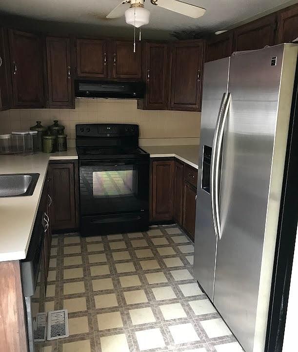 1st image of 12 Perley Rd Unit 25