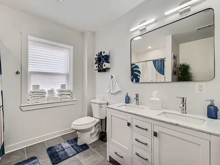 731 S Ann St #3 — Photo 9