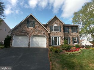 124 Grande Blvd, Sinking Spring, PA 19608