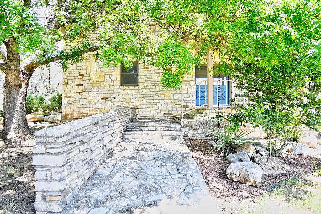 Building Photo - 155B Nimitz Dr