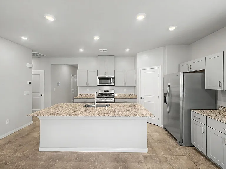7552 Blue Lotus Ave — Photo 9