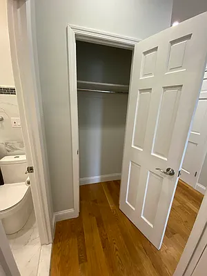 Rented by Hudson Exclusive Inc | media 59