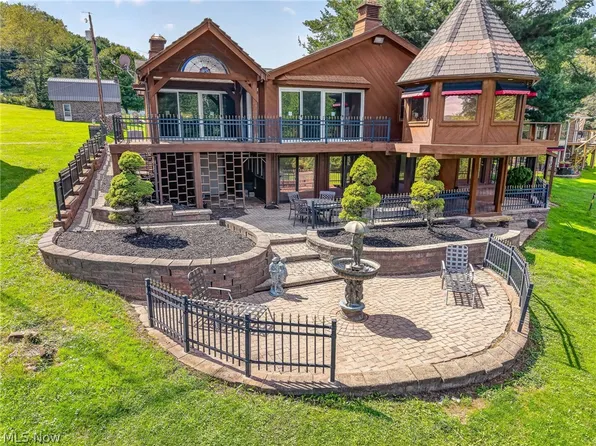 1436 Magnolia Rd SW, Dellroy, OH 44620