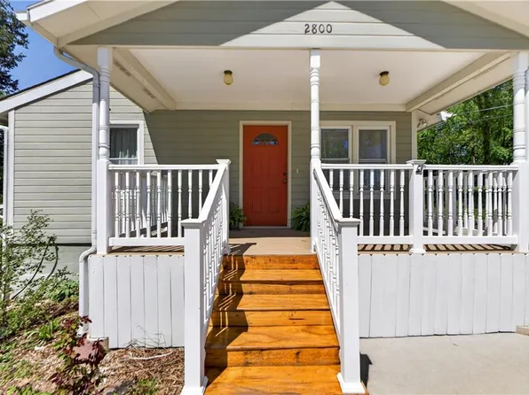 2800 NE Russell Rd, Kansas City, MO 64117