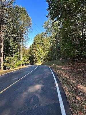 4th image of 903 S Hogan Dr