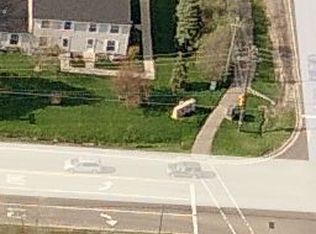 116 Lake Village Dr #1, Walled Lake, MI 48390