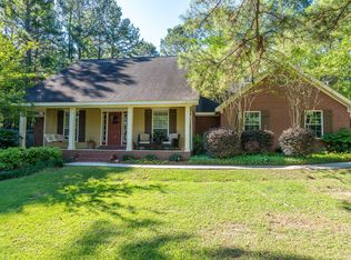 12 Grand Blvd, Hattiesburg, MS 39402