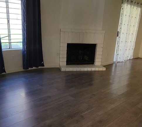 2nd image of 1025 N Tippecanoe Ave Unit 116