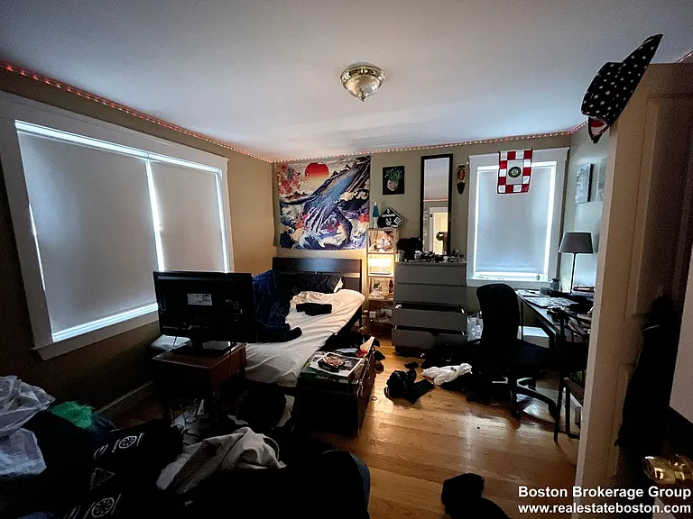 25 Iroquois St — Photo 9