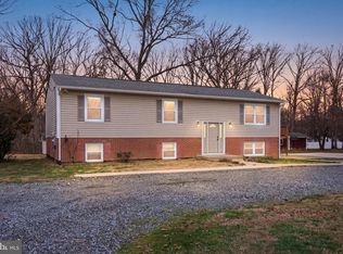 10606 Rhoads Dr, Fredericksburg, VA 22407