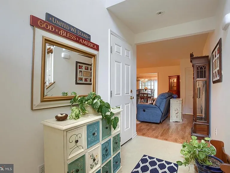 59 Keefer Way — Photo 24