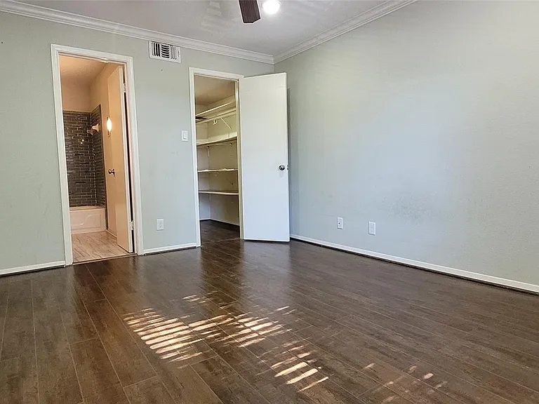 9700 Leawood Blvd #1410 — Photo 21