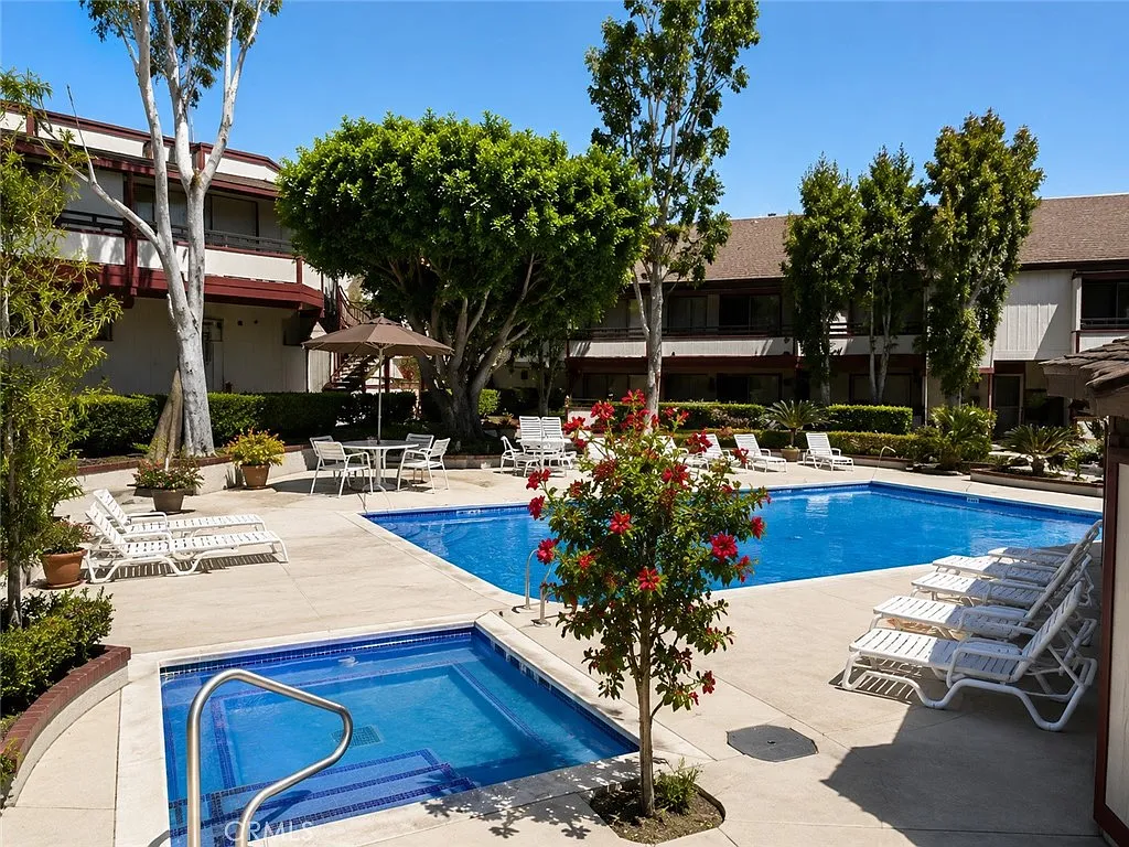 2 bed, 1273 sqft, $2,850 — Photo 4