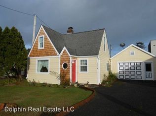 255 NE 11th St, Newport, OR 97365