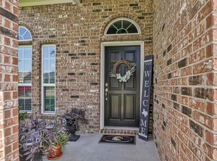 10019 Pine Valley Ct, Baytown, TX 77521