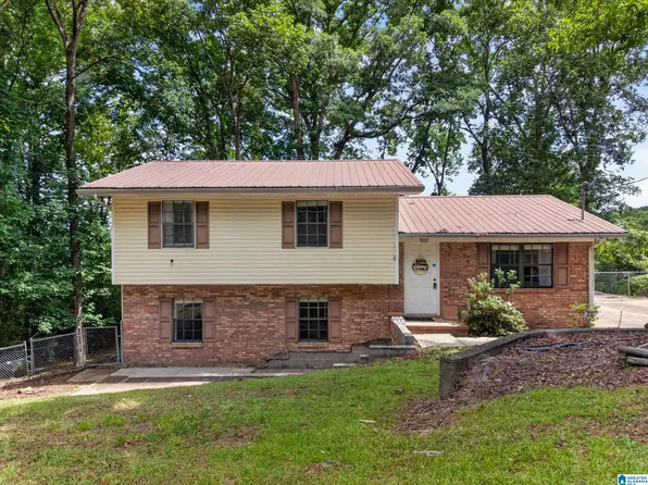 1517 Burnham Rd, Anniston, AL 36206