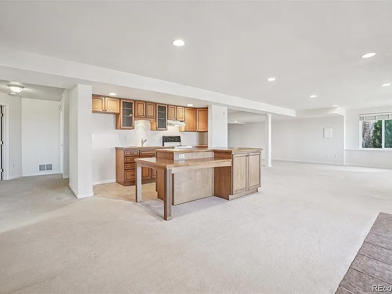 6333 S Sicily Way — Photo 24