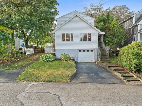 31 Bayview St, Marshfield, MA 02050