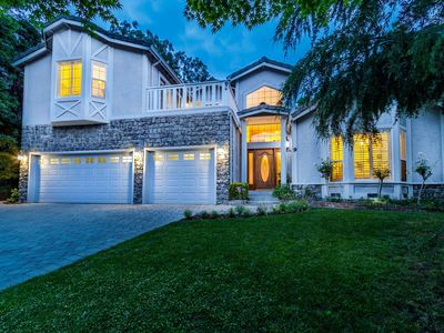 9 Botany Ct, Redwood City, CA, 94062