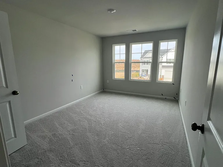 5028 Arkose Dr — Photo 17
