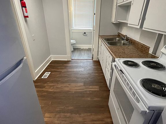 5th image of 424 S 4th St #1