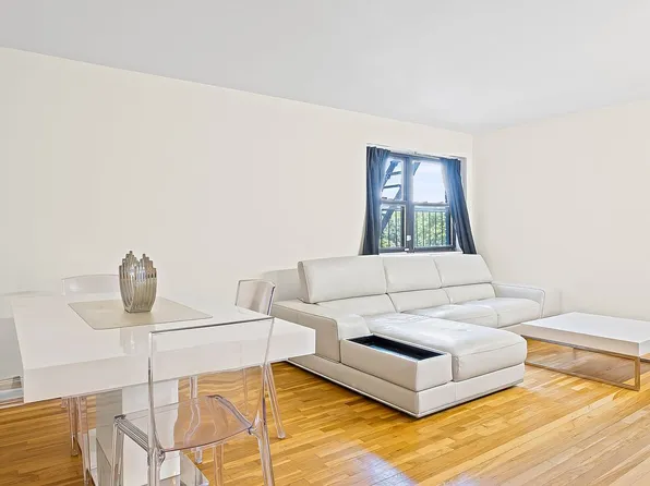 147-10 84th Rd APT 4G, Jamaica, NY 11435