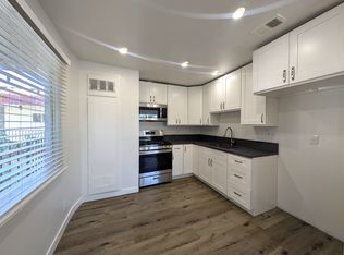 11944 Runnymede St, North Hollywood, CA 91605
