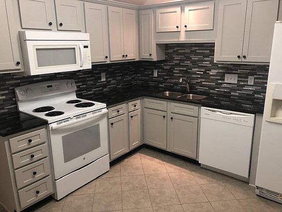 2nd image of 9910 Northwoods Forest Dr