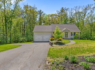 520 W Washington St, Hanson, MA 02341