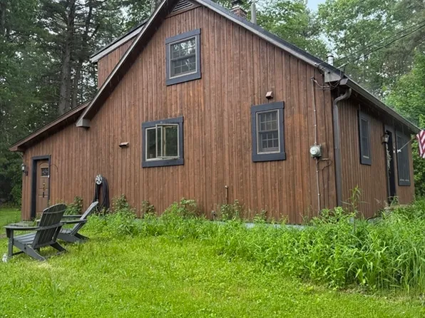203 Brooks Rd, Templeton, MA 01468