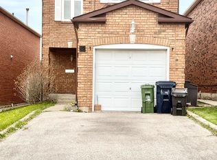 12 Grayson Cres, Toronto, ON M1B 5B4