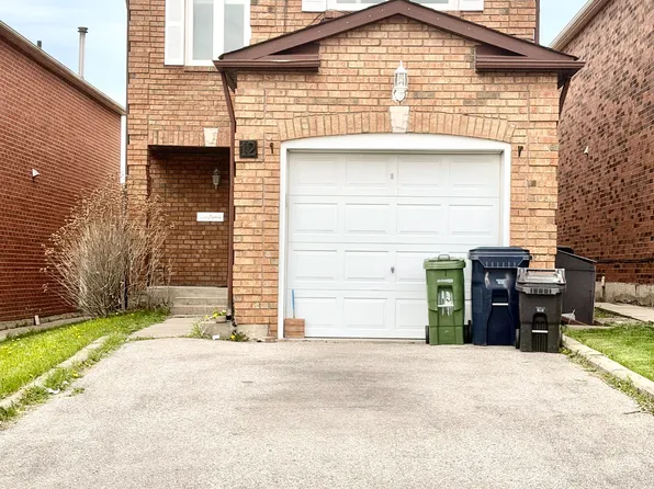 12 Grayson Cres, Toronto, ON M1B 5B4