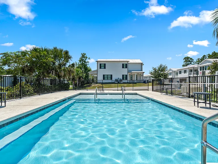 4688 Casablanca Dr — Photo 41