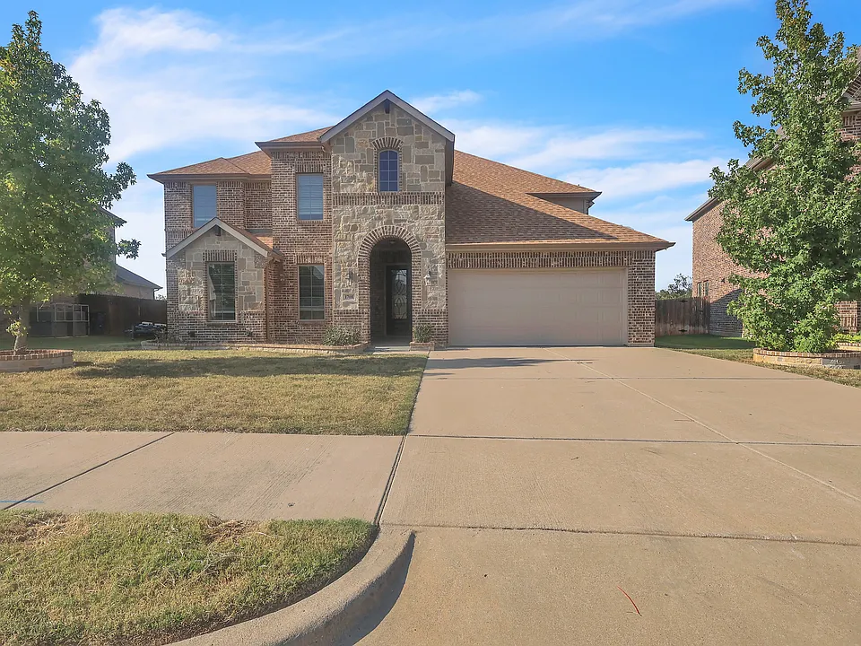 1708 Stillwater Dr