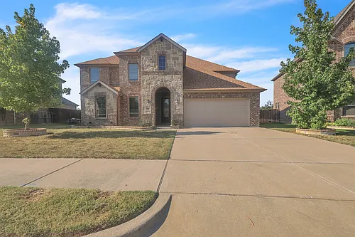 1708 Stillwater Dr Photo 1