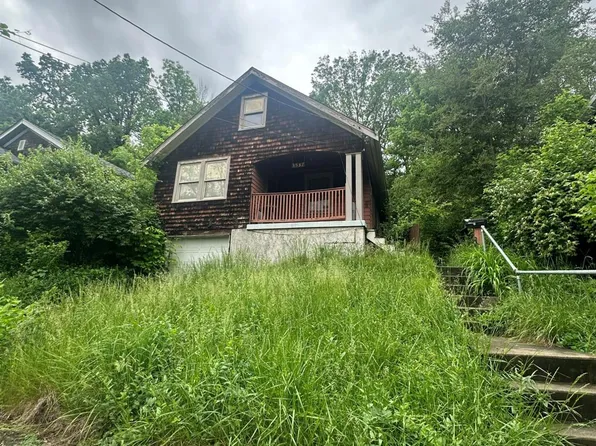 3537 Vinecrest Pl, Cincinnati, OH 45220