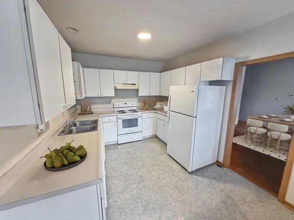 5212 Lincoln Way, 5212 Lincoln Way #F5912881c, Ames, IA 50014