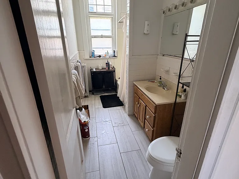 1673 Beacon St #B — Photo 7