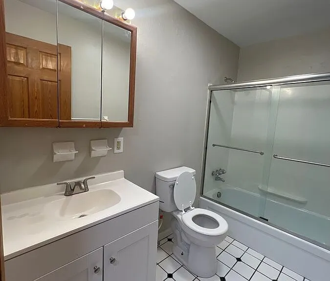 270 E 12th Ave #B8 — Photo 13