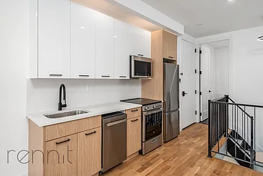 Rented by Rennit Inc.