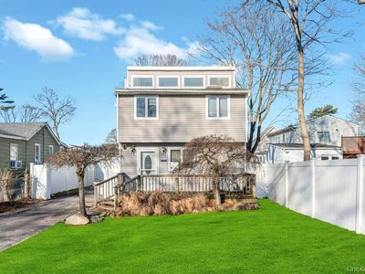 80 Parkway Boulevard, Ronkonkoma, NY, 11779