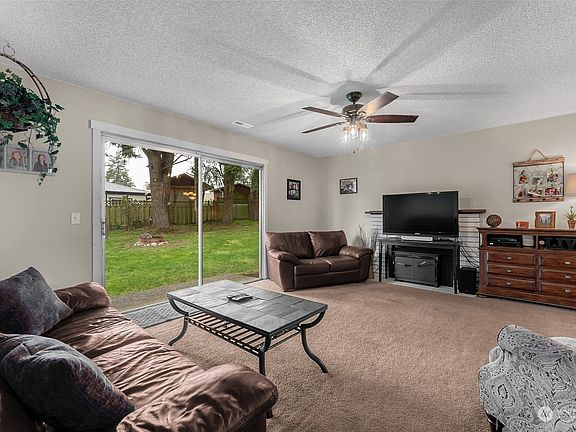 4th image of 12511 23rd Street Ct E